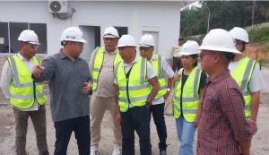 David Tupan saat mengunjungi salah satu PKS di Riau.